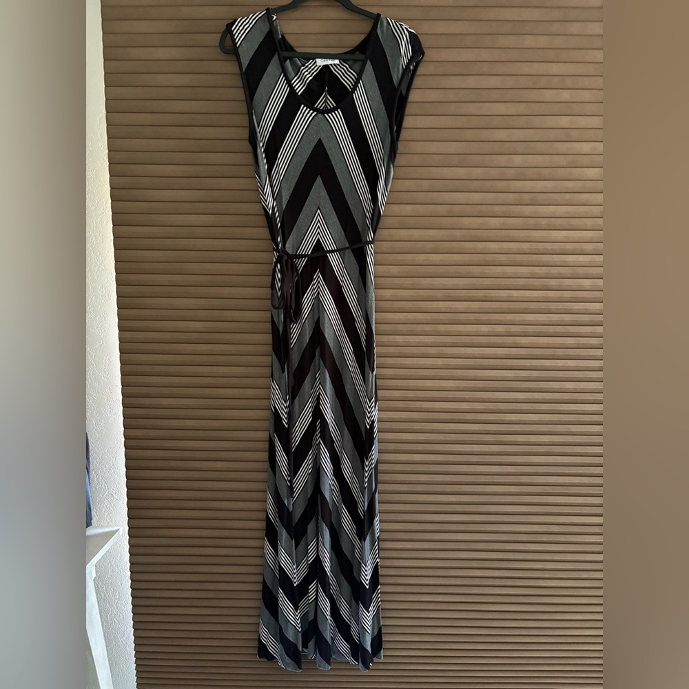 Calvin Klein Black and Gray Chevron Maxi Dress